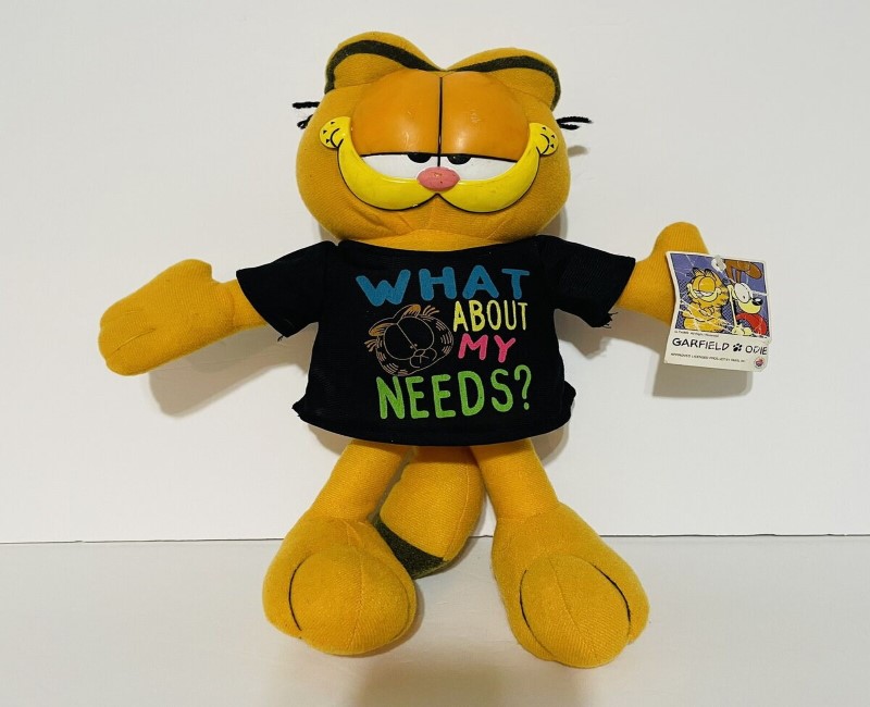 Hug-Worthy Grump: Garfield Stuffed Animals Galore